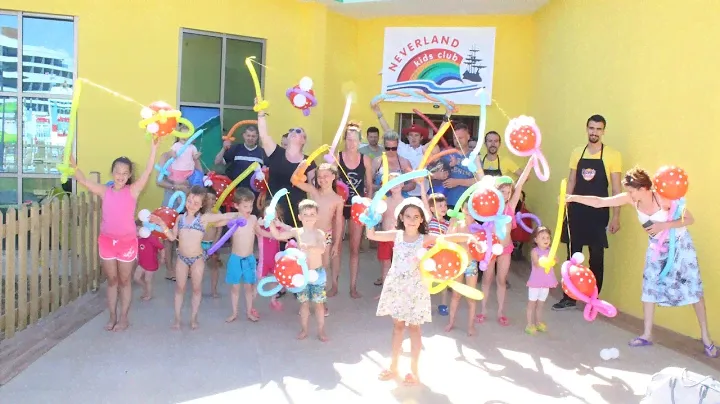 AQUASIS DE LUXE RESORT / NEVERLAND MINI CLUB