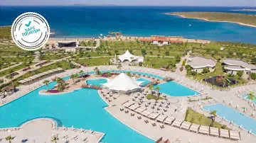 Aquasis De Luxe Resort & Spa 2020 | #SafeTourism