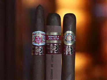 Romeo Y Julieta Cedros De Luxe La Casa Del Habano-0