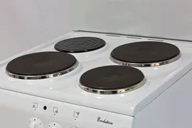 Плита электрическая De Luxe 5003.17э, крышка, белый